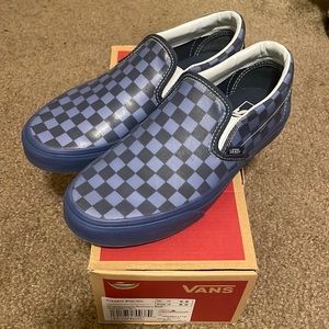 VANS classic slip on Translucent Rubber in reflecting pond! Still in box!